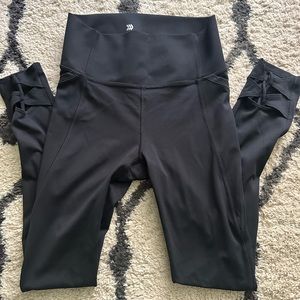 Contour Flex Lace-Up Leggings